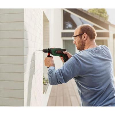 Perceuse à percussion Bosch UniversalImpact 800 - Puissante et polyvalente Perceuse à percussion Bosch UniversalImpact 800 - Puissante et polyvalente