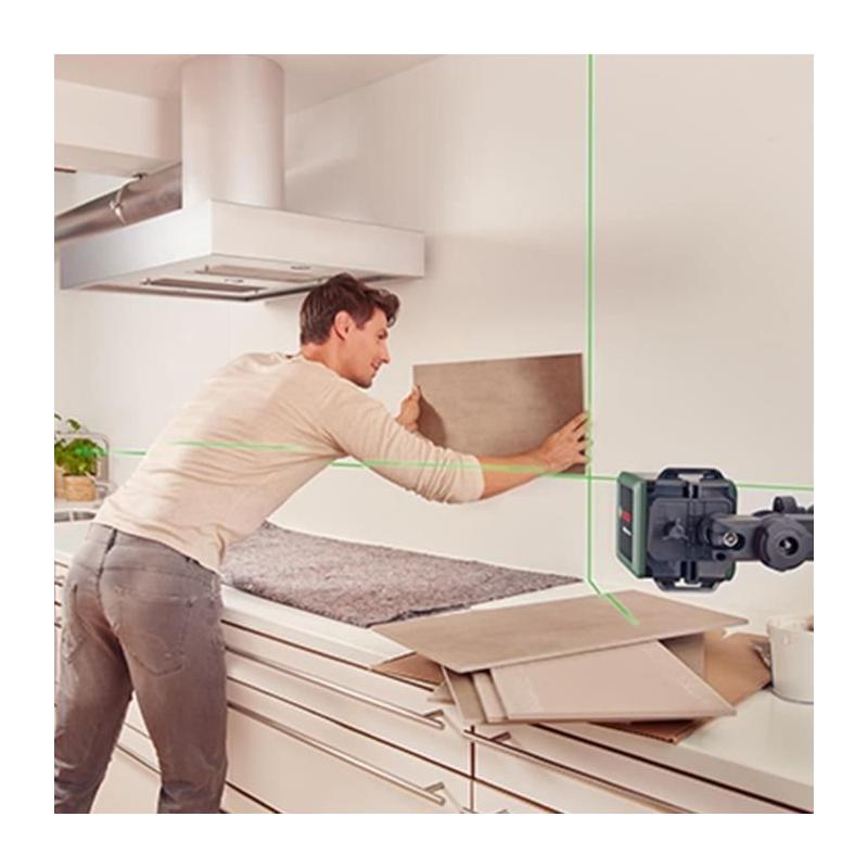 Mesurez avec précision avec le Laser ligne en croix Bosch Quigo+