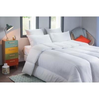 Couette très chaude anti-acariens 420g/m² - 140x200cm