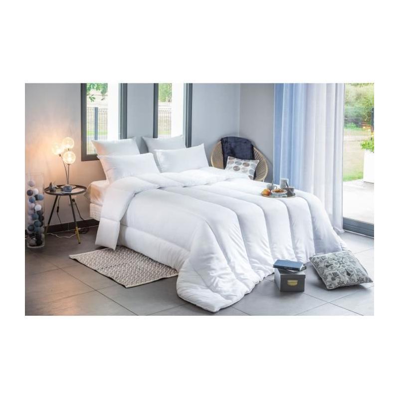 Couette tempérée anti-acariens BLANREVE 200 x 200 cm - Blanc