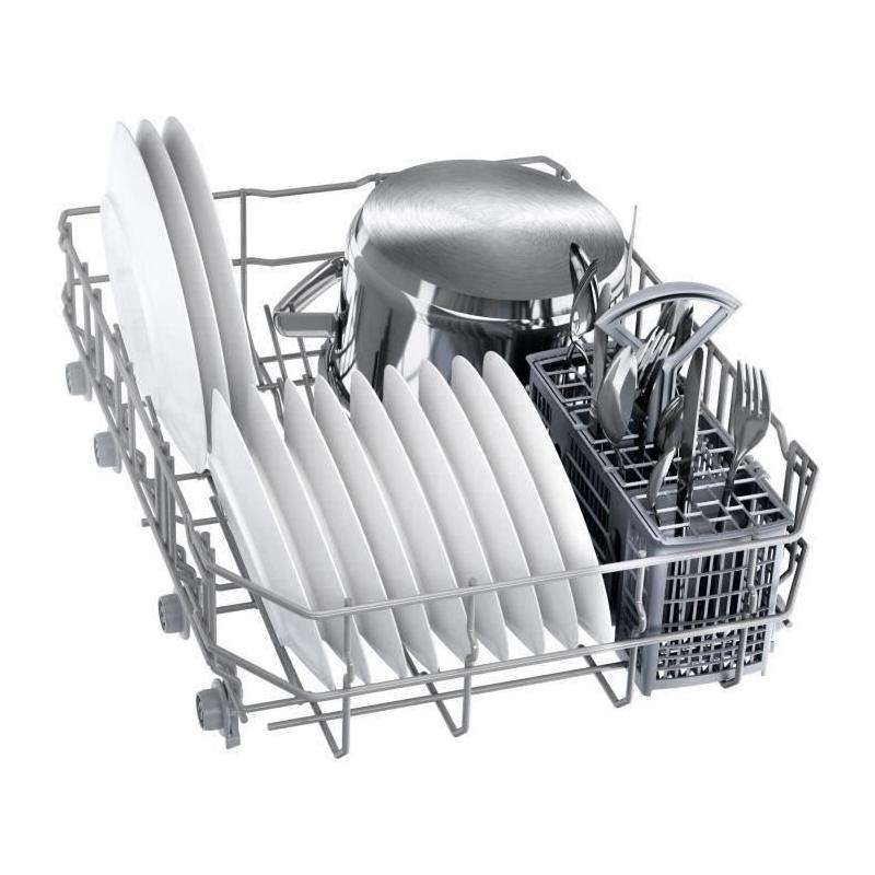 Lave-vaisselle semi-encastrable Bosch : compact, puissant et silencieux
