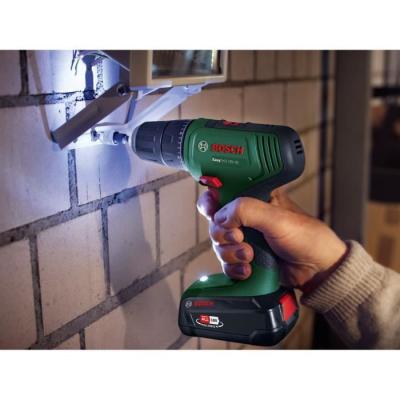 Perceuse-visseuse sans-fil Bosch - UniversalDrill 18 (2 batteries, chargeur, coffret)