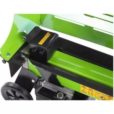 Fendeuse à bois Fieldmann - Puissante et efficace