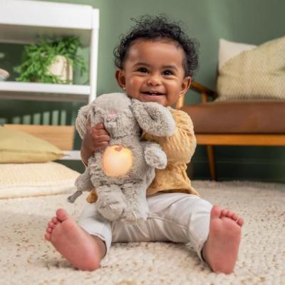 Veilleuse musicale et apaisante pour bébé - Doudou lapin Sylvie