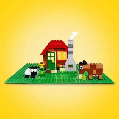 LEGO 11023 Classic : Socle vert 32x32 pour une construction ludique et créative