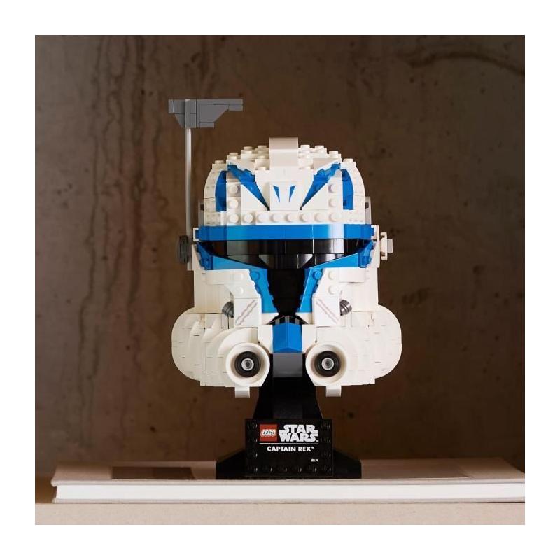 Assemblez le Casque du Capitaine Rex avec ce set LEGO Star Wars!