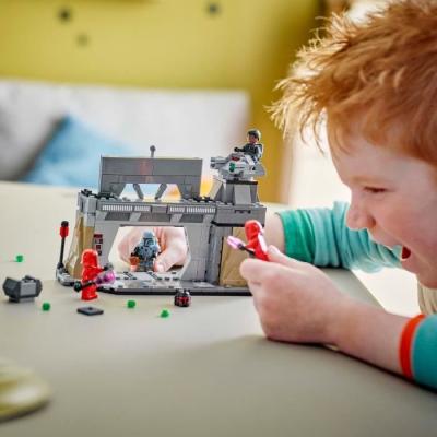 LEGO Star Wars 75386: Affrontement entre Paz Vizsla et Moff Gideon!