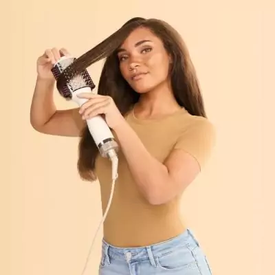 Brosse et peigne chauffants SHARK HD202EU pour un style lisse