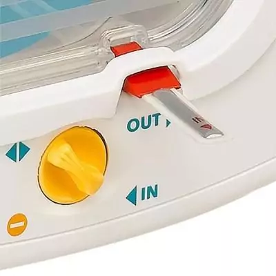 Chatière manuelle 4 voies Swing 5T Blanc - Pour chats Chatière manuelle 4 voies Swing 5T Blanc - Pour chats