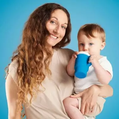 Tasse à bec INFANTINO en silicone bleu océan