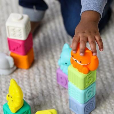 Coffret de 20 pièces sensorielles pour bébé - INFANTINO