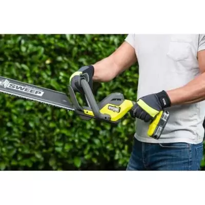 Taille-haies RYOBI LINEA 18V ONE+ - Lames 55 cm Taille-haies RYOBI LINEA 18V ONE+ - Lames 55 cm