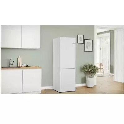 Bosch Serie 4 KGN362WDF réfrigérateur-congélateur Pose libre 321 L D Blanc