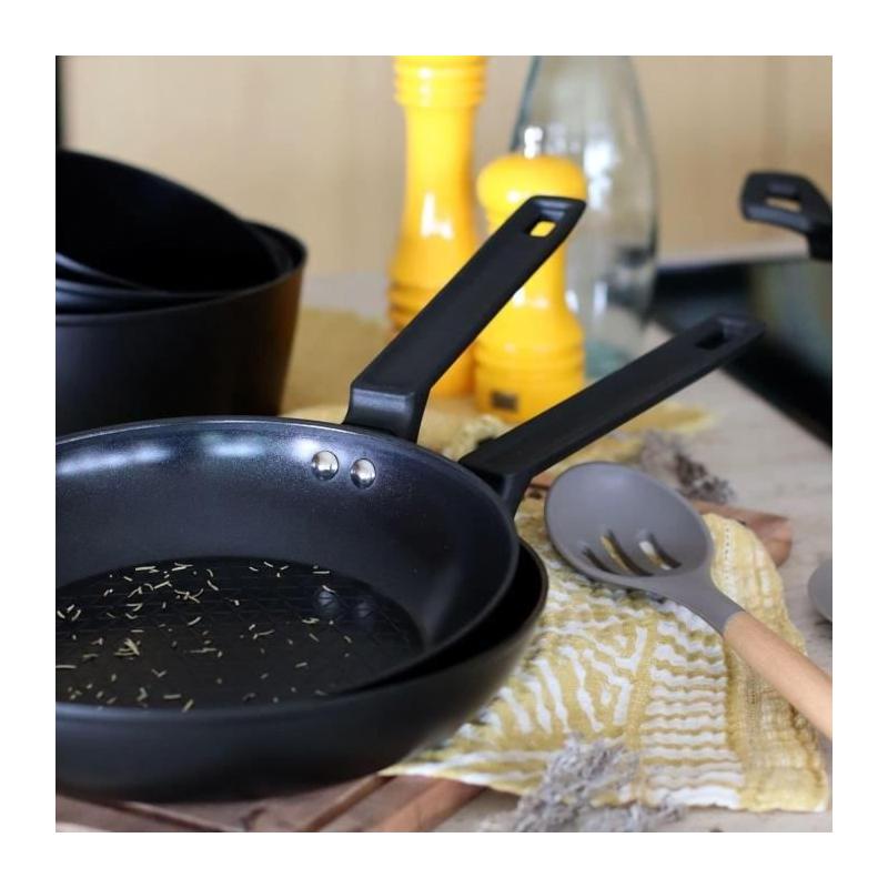 Ensemble de 2 poêles MENASTYL en aluminium - 24 et 28 cm - Prêt pour toutes les cuisinières - Induction incluse
