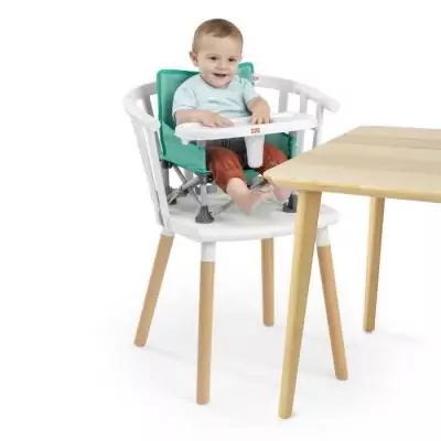 Rehausseur de chaise fille rose: léger, pliable et nomade Rehausseur de chaise fille rose: léger, pliable et nomade