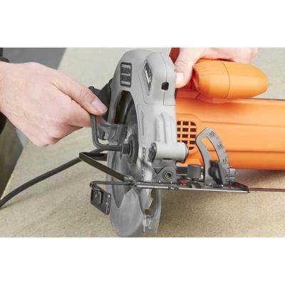 Scie Circulaire Filaire 1250W BLACK+DECKER - Précision et Puissance