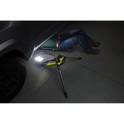 Projecteur LED sur trépied 18V ONE+ RYOBI - Éclairage puissant ajustable