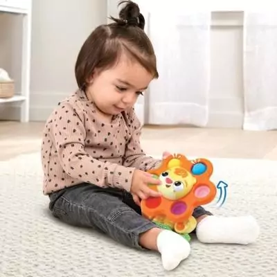 Découvrez le VTECH P'TIT LION TOURNI POP en plastique recyclé!