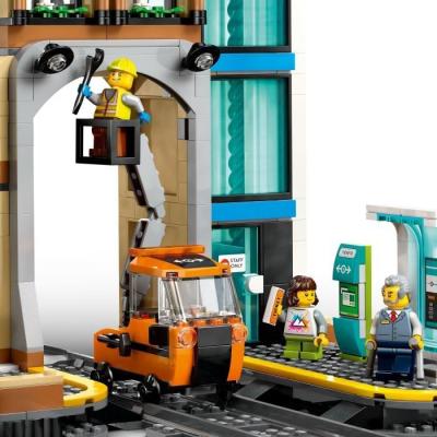 LEGO City 60469 La Gare Centrale - Jeu de Construction Dynamique