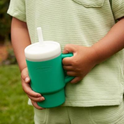 Ma première tasse INFANTINO en silicone - vert sapin