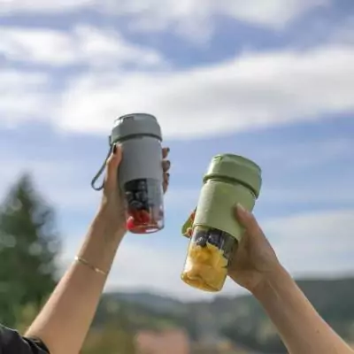 Mixeur portable LIVOO DOP248G - 300 ml - 40 W - 6 lames inox Mixeur portable LIVOO DOP248G - 300 ml - 40 W - 6 lames inox