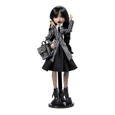 Poupée Monster High Mercredi Addams en Uniforme avec La Chose