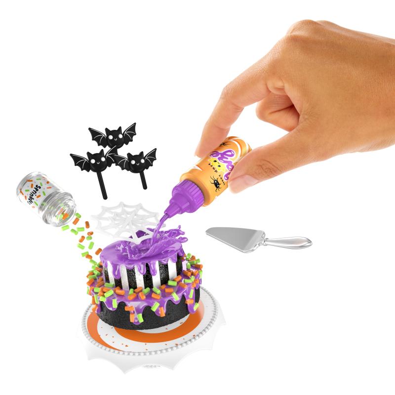 MGA's Miniverse Make It Mini Diner Halloween Licensed WB Theme in PDQ