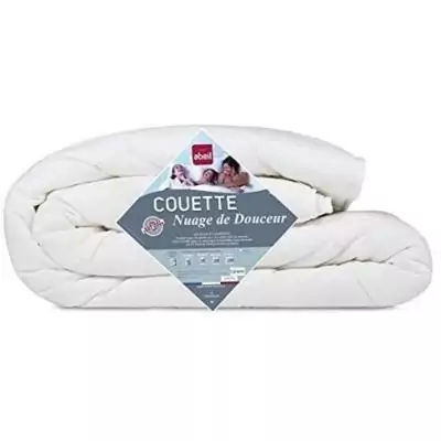 Couette légère NUAGE de DOUCEUR 240x260 cm - Blanc Couette légère NUAGE de DOUCEUR 240x260 cm - Blanc
