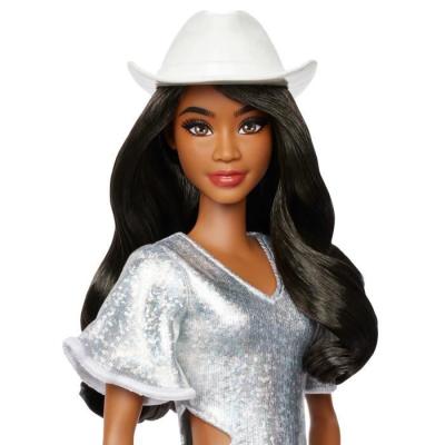 Barbie Fashionistas: Poupée argentée avec chapeau de cowboy