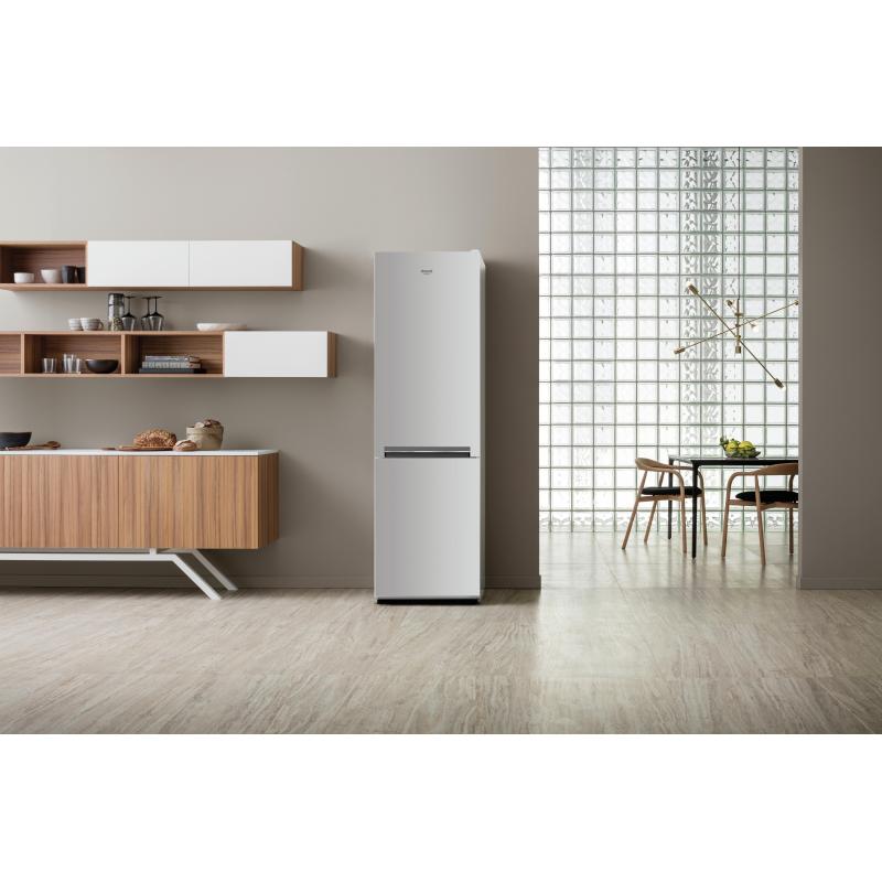 Hotpoint H8 A2E S Pose libre 337 L E Argent