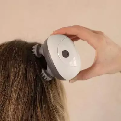 Masseur tete et cuir chevelu pour un massage relaxant - LIVOO Masseur tete et cuir chevelu pour un massage relaxant - LIVOO