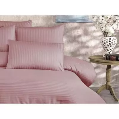 Parure de lit 220x240 cm + 2 taies 60x60 cm - Polyester/Coton - Poudre Parure de lit 220x240 cm + 2 taies 60x60 cm - Polyester/Coton - Poudre