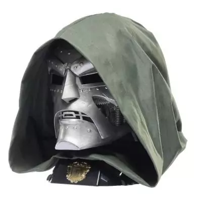 Casque premium Doctor Doom adulte - Marvel Legends Series