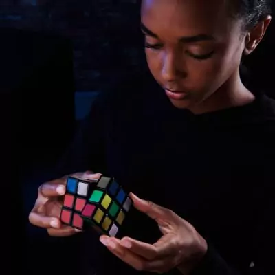 Rubik’s CUBE 3x3 PHANTOM