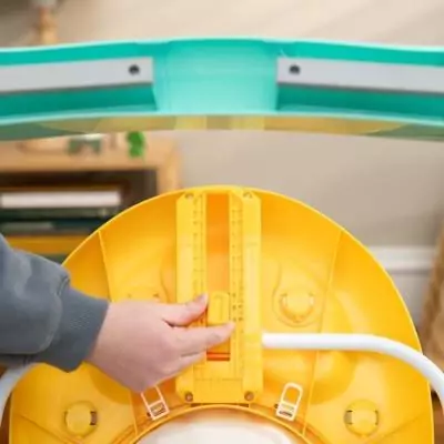 Trotteur bébé évolutif Disney Winnie 2-en-1: Musique, Lumieres & Jouet d'éveil