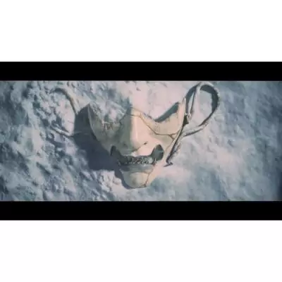 Jeu PS5 Ghost of Yotei: Explorez les mystères de la montagne.