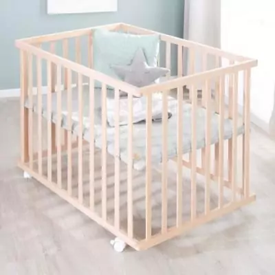 Parc bébé - ROBA - 75 x 100 cm - Tapis de parc 'Roba Style' gris inclus - Roulettes - Bois naturel Parc bébé - ROBA - 75 x 100 cm - Tapis de parc 'Roba Style' gris inclus - Roulettes - Bois naturel