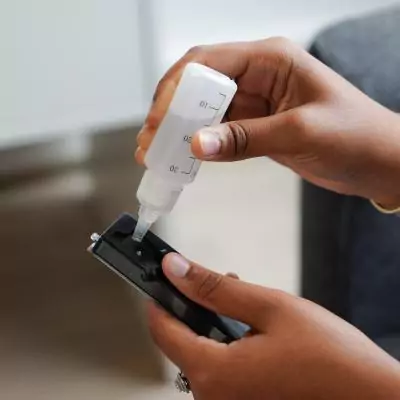 Lisseur vapeur - SAINT ALGUE - Coffret Demeliss TITANIUM SMOOTH RITUAL - Brosse démelante - Or