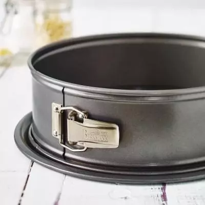 Moule a fond amovible - BIRKMANN - EASY BAKING - Acier carbone - Anti adhésif - 28 x 28 x 9 cm