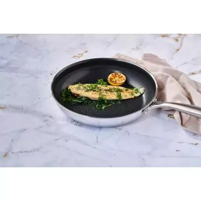 Poele - COSY & TRENDY - HEXAPRO - Acier inoxydable - Ø28 cm - Anti-adhésive - Tous feux dont induction