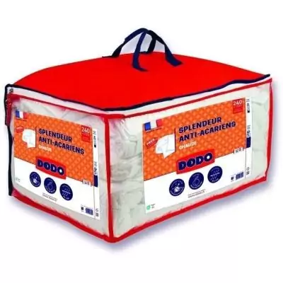 DODO Pack Couette chaude anti-acariens 220x240 cm + 2 oreillers 60x60 cm - Splendeur - Garnissage 100% volupt'air 350gr/m² - Bl